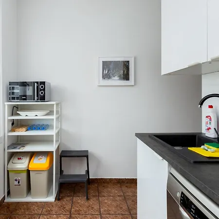 Centrum Cosy By Bookinghost شقة *